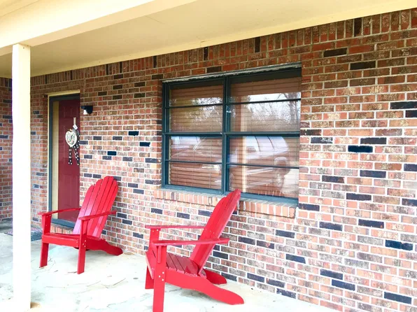 2400 Holmes St, Tupelo, MS 38801