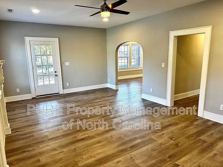 708 Union St S — Photo 5