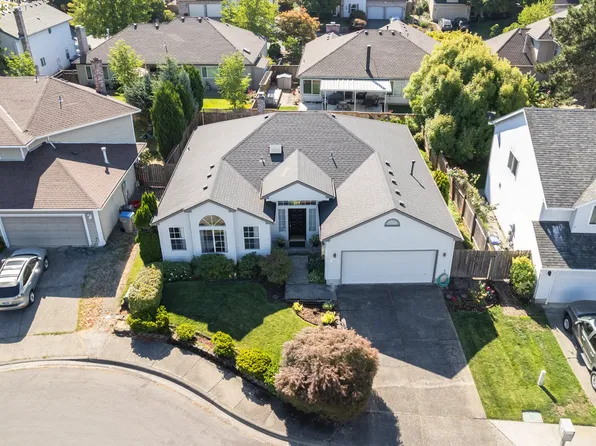 3904 NW Craig Dr, Beaverton, OR 97006