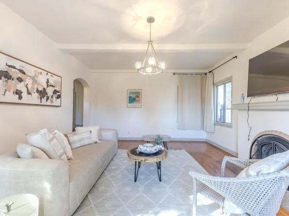3577 Thorndale Rd, Pasadena, CA 91107