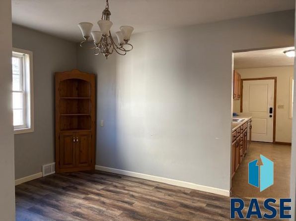 sioux-falls-south-dakota-447160148 picture