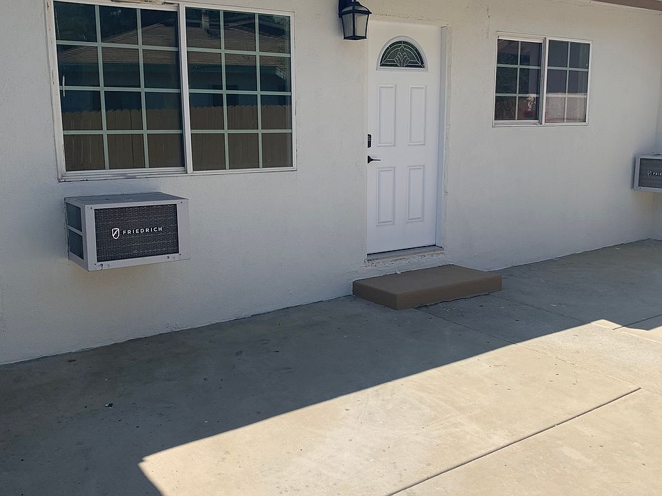 2nd image of 571 E 9th St APT 2