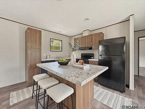 4th image of 37726 Webb Rd