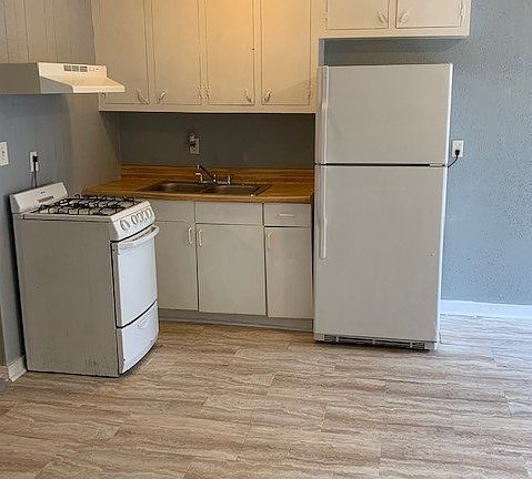 3rd image of 1030 New Beginnings Ave APT D