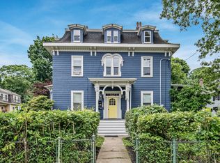 298 Lamartine St #2, Jamaica Plain, MA 02130