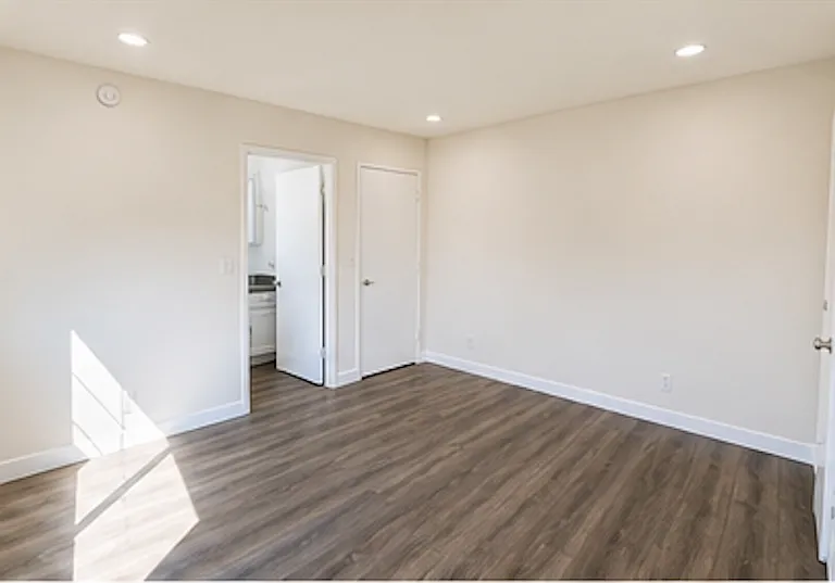 10756 Blix St #102 — Photo 7