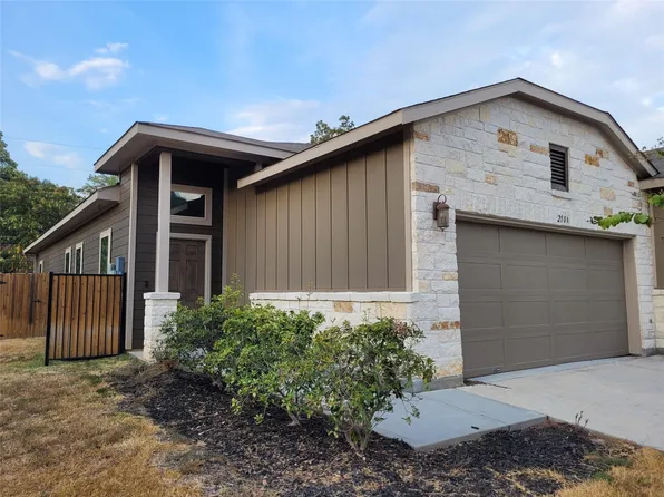 210 Oakcrest #A, Conroe, TX 77304