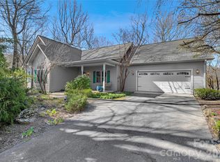 63 Wanei Ct, Brevard, NC 28712