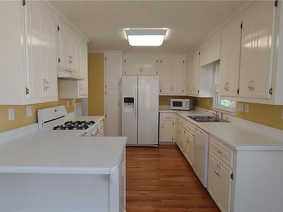 4th image of 4948 Pippin Dr