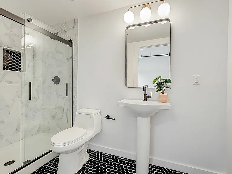 Highland Ave Ne Unit 329-007