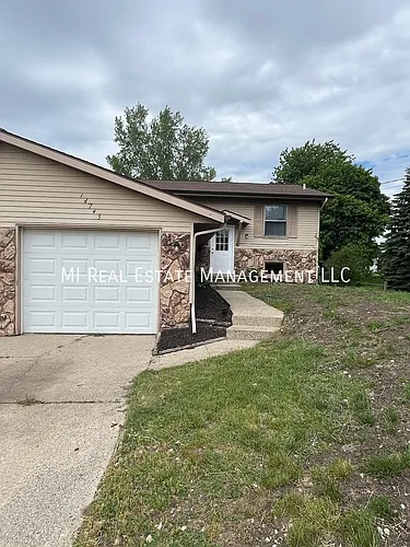 14745 Riley St Photo 1