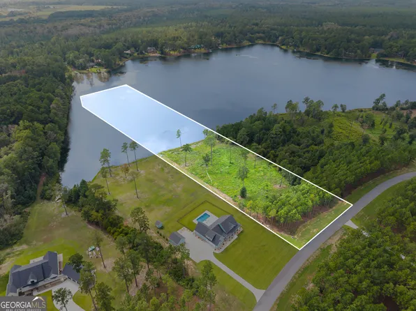 118 E Lake Dr, Statesboro, GA 30458