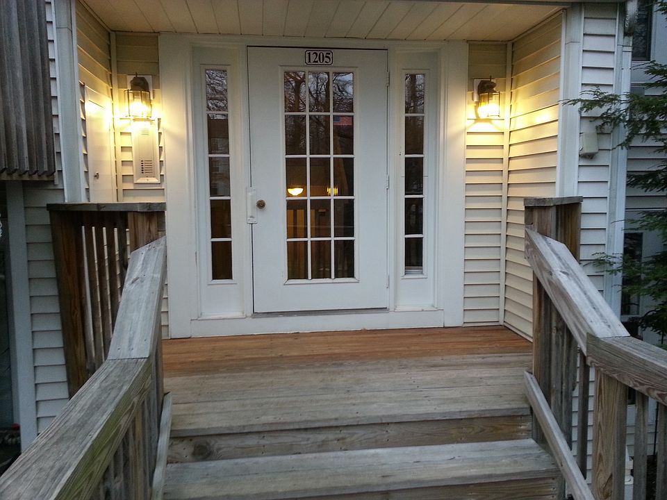 Outdoor entrance
