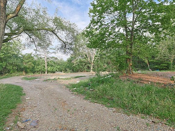 3rd image of 6438 State Rd