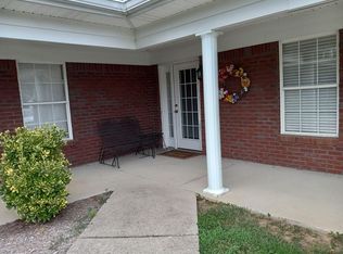 7309 Fox Hollow Way, Louisville, KY 40228