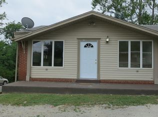 3329 Brodhead Rd #B, Aliquippa, PA 15001