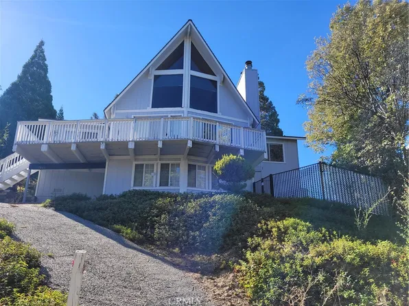 27068 Ironwood Ln, Lake Arrowhead, CA 92352