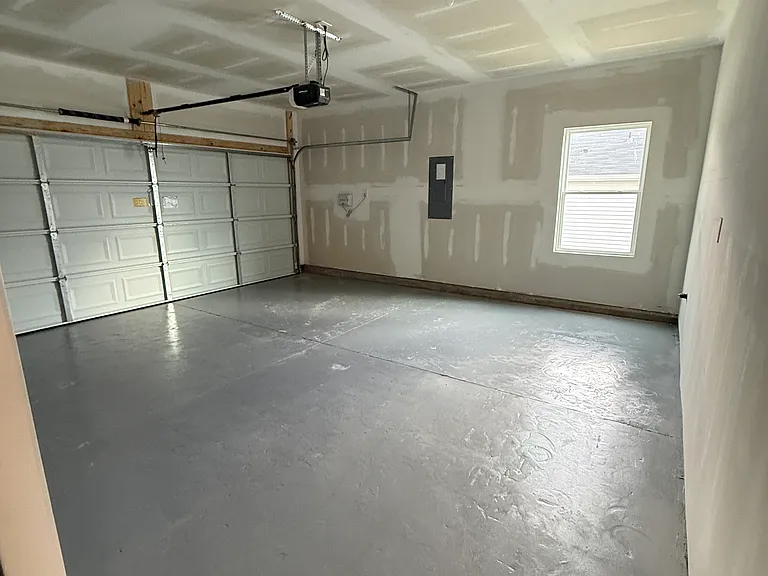 4736 Bell West Dr — Photo 9