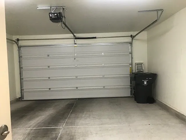 1635 Entrada Dr — Photo 11