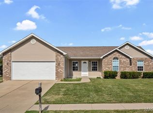 517 Creek Ridge Ct, Freeburg, IL 62243