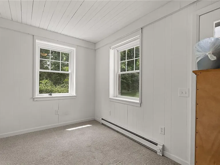 2340 S County Trl — Photo 32