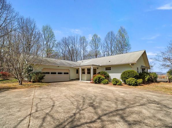 484 Briar Patch Ln