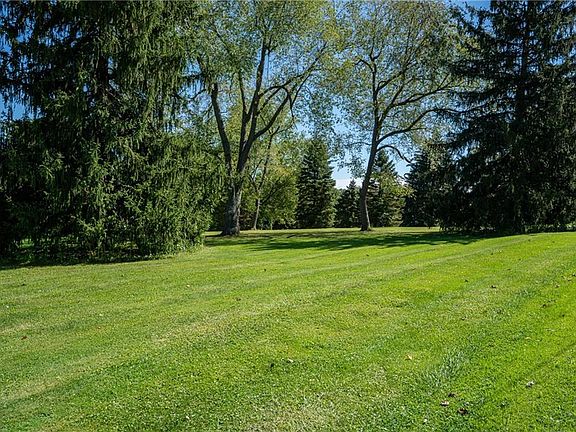 2nd image of Hillport Dr SW