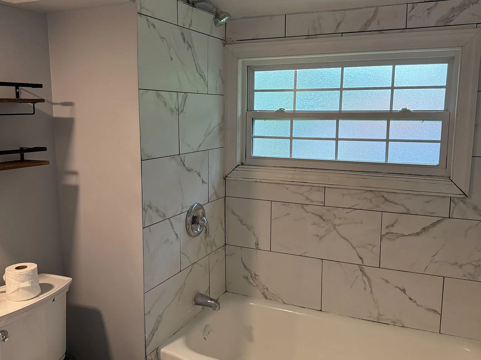 4 bed, 3.0 bath, 1561 sqft, $957 — Photo 2