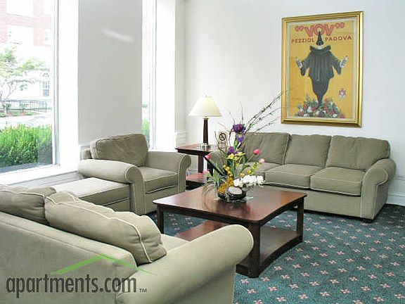 4th image of 4907 W Pine Blvd APT 314