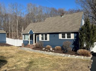 391 S White Rock Rd, Holmes, NY 12531