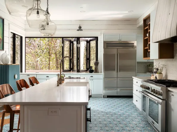 703 E Live Oak St, Austin, TX 78704