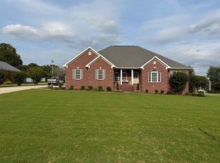 216 Meadow Ln, Russellville, AL 35653