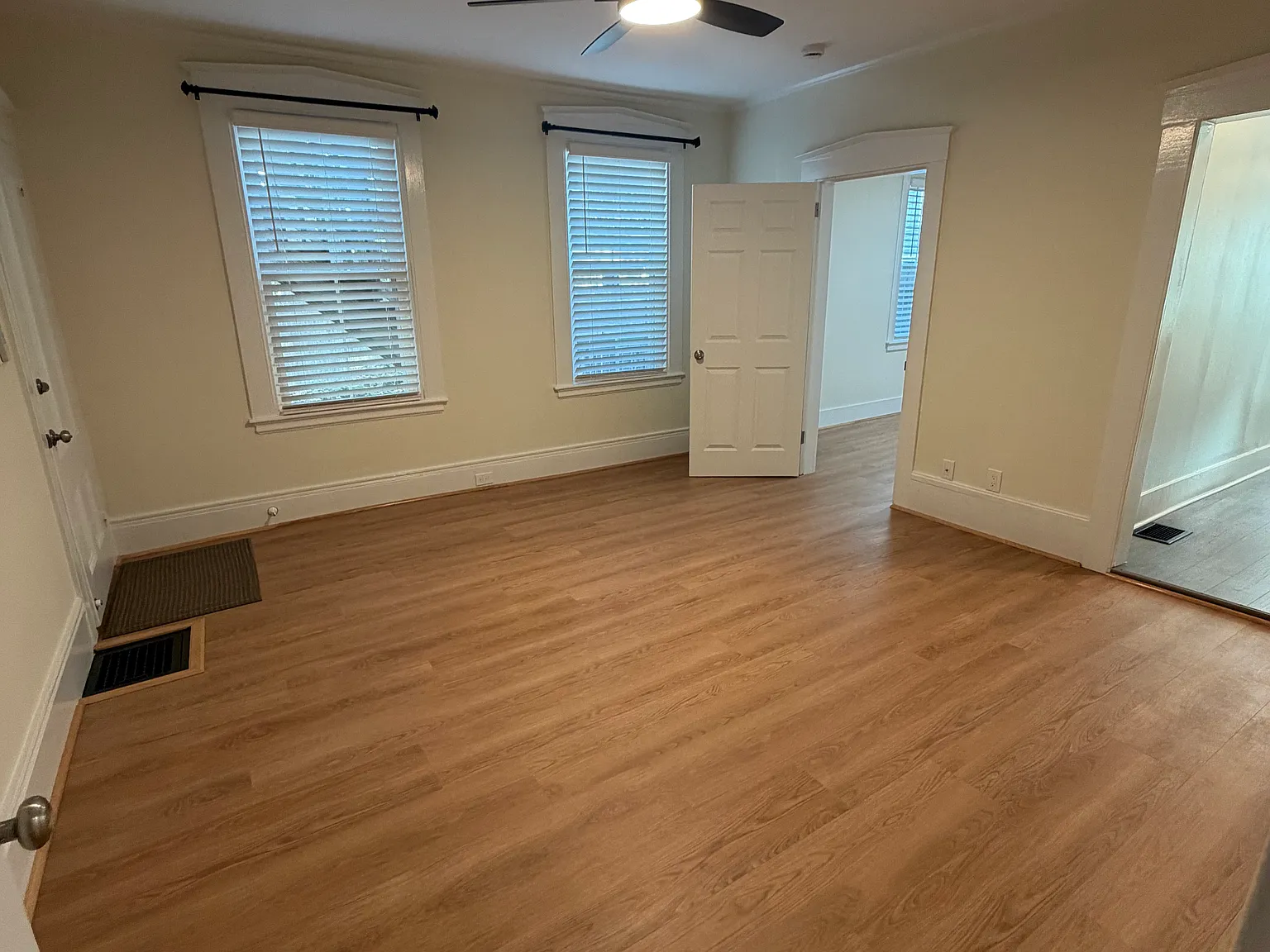 1 bed, 523 sqft, $2,250 — Photo 3