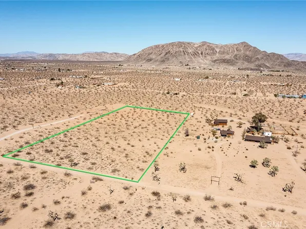 59480 Stearman Rd, Landers, CA 92285