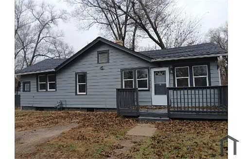 1110 Sawyer Rd Photo 1