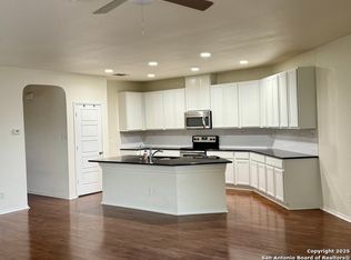 1968 Brandywine Dr, New Braunfels, TX 78130