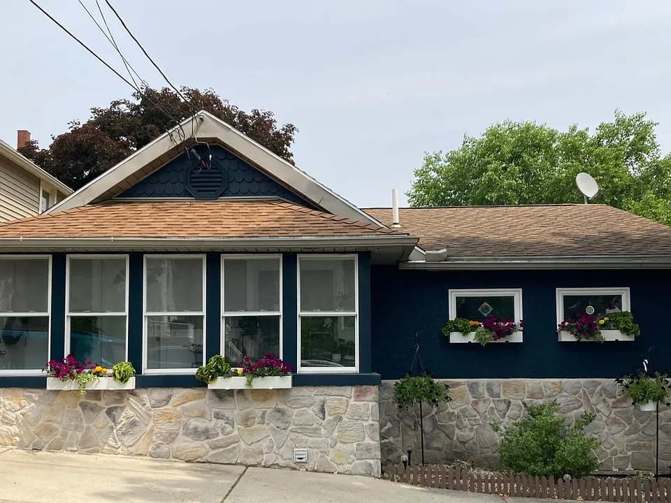 5 E North St