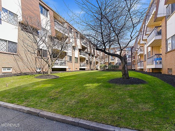 5th image of 1190 W Saint Georges Avenue #A19