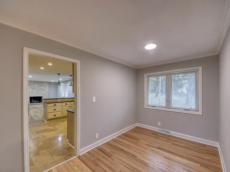 6819 NW Park Plaza Dr — Photo 6