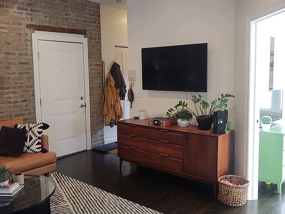 2nd image of 2610 N Whipple St APT 1