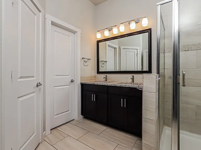 3831 Harry Wurzbach Rd #6 — Photo 25