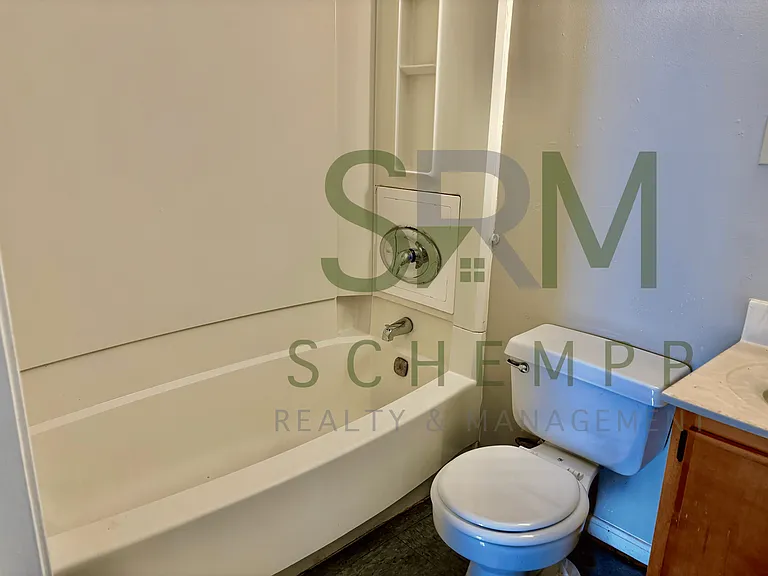 2614 W Jefferson St #4 — Photo 7