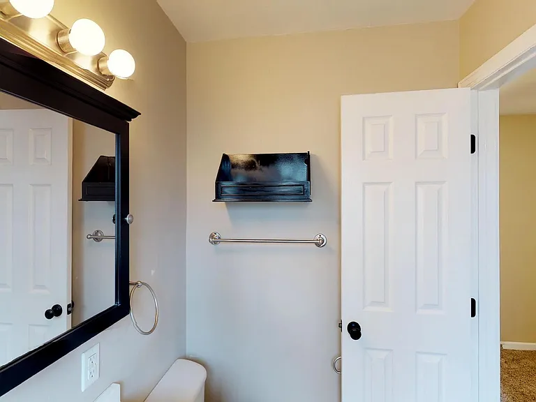3658 N Clay St — Photo 7