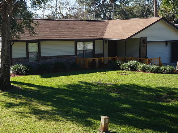 2nd image of 775 E Victoria Cir