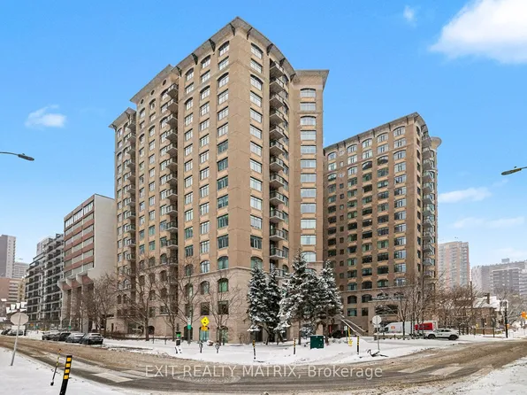 85 Bronson Ave #1505, Ottawa, ON K1R 6G7