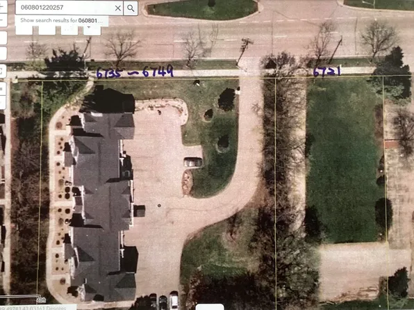 6721 Raymond Rd, Madison, WI 53719