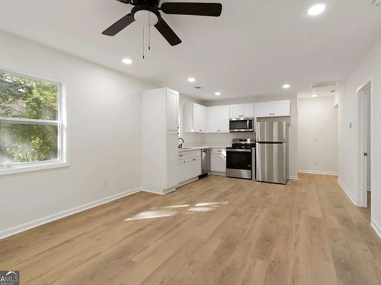 1015 Sims St SW — Photo 19