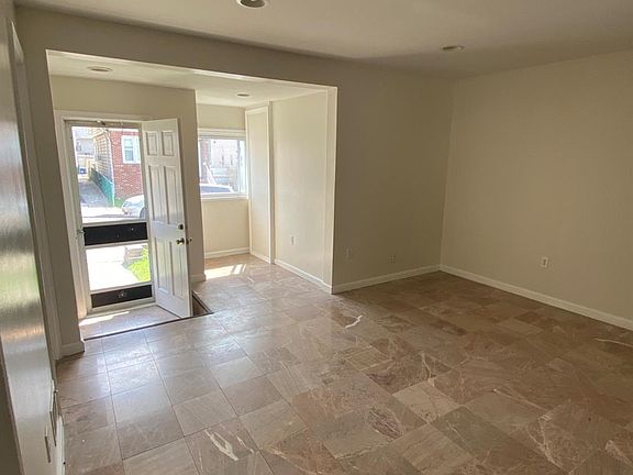 5th image of 58 Bayliss St #60