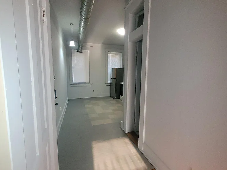 1669 Hamer St #1 — Photo 10