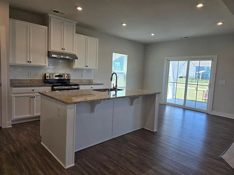 230 Green Lake Rd — Photo 4